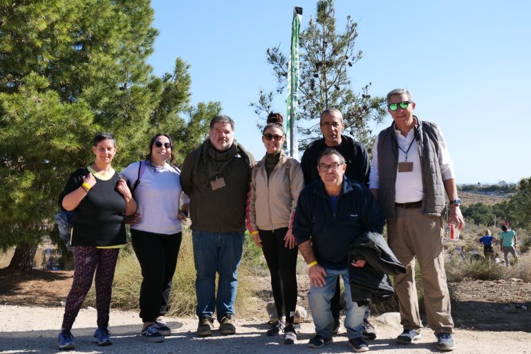 Adiem colabora con Alicante Renace en uno de sus proyectos medioambientales