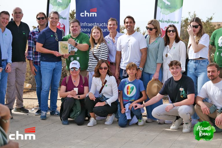 Una recuperación ecológica promovida por CHM planta 150 árboles y 25.000 semillas con el proyecto Alicante Renace