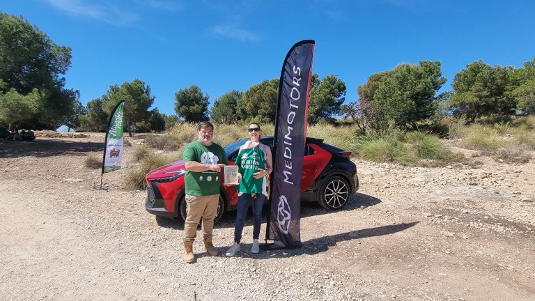 Medimotors Premium Alicante se suma al Proyecto Alicante Renace y alcanzan los 4.000 árboles y arbustos en el Monte Orgegia