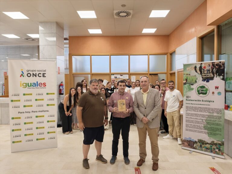 La ONCE Alicante celebra el Día Mundial del Medio Ambiente junto a Alicante Renace